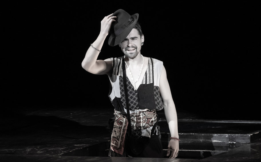 https://cdn.intickets.ru/sites/default/files/gallery_image/01fdac96-407580dd-9d27bb34.jpg