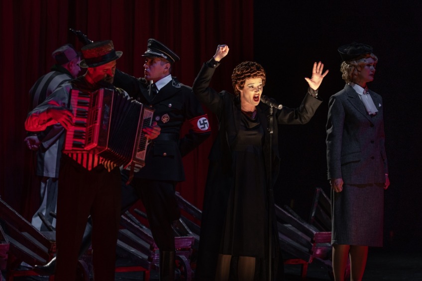 https://cdn.intickets.ru/sites/default/files/gallery_image/04a42606-4cecb031-b4292201.jpg
