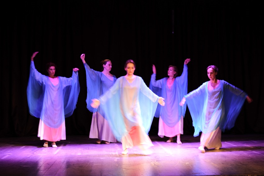https://cdn.intickets.ru/sites/default/files/gallery_image/37417dcd-44e6b827-9cee8156.jpg