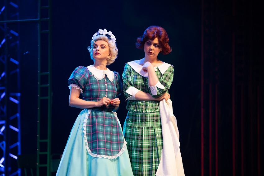 https://cdn.intickets.ru/sites/default/files/gallery_image/482cf47e-43ab9e4c-b056c74f.jpg