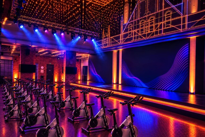 https://cdn.intickets.ru/sites/default/files/gallery_image/53a7c412-46389d1b-1ccab1d6.jpg