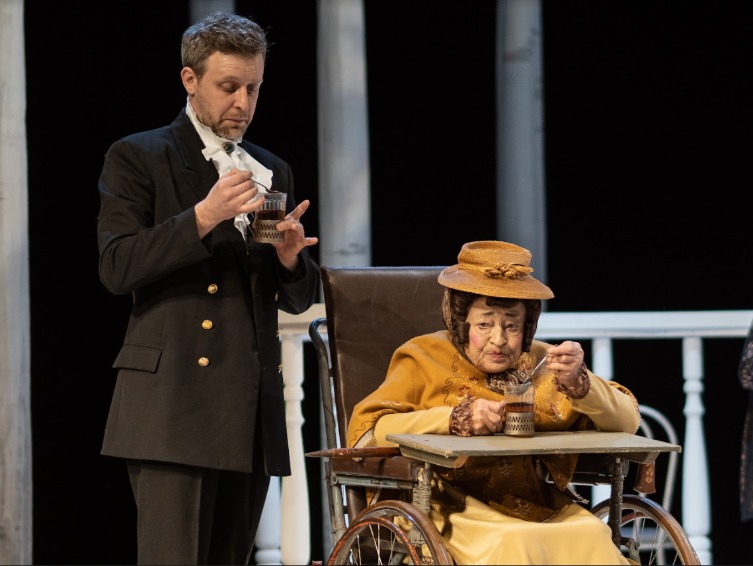 https://cdn.intickets.ru/sites/default/files/gallery_image/5cc99908-41a6ae71-264de5ee.jpg