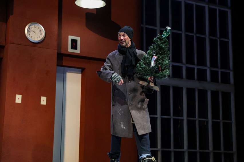 https://cdn.intickets.ru/sites/default/files/gallery_image/6afb5bee-4d19974d-32979242.jpg