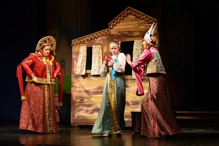 https://cdn.intickets.ru/sites/default/files/gallery_image/818995c7-4fffab44-92c793e9.jpg