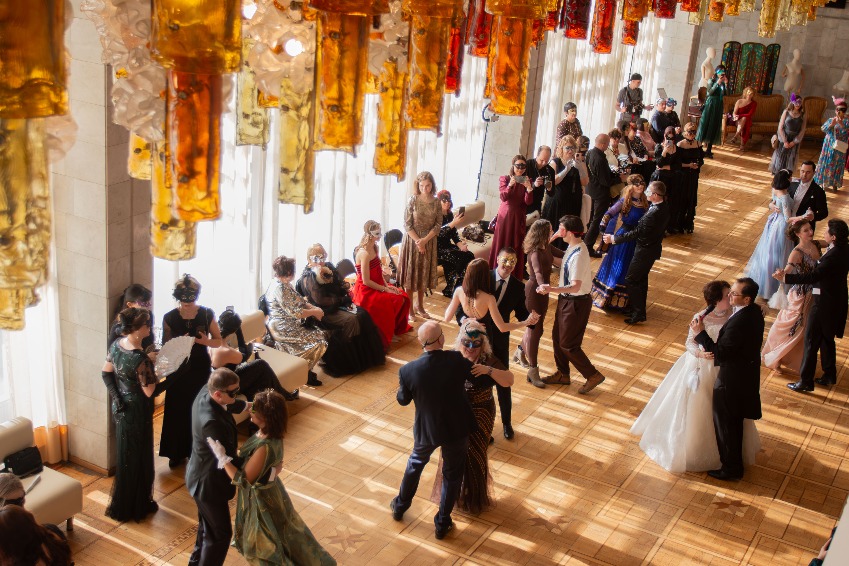 https://cdn.intickets.ru/sites/default/files/gallery_image/9bf35501-497e92a4-78b5a6c5.jpg