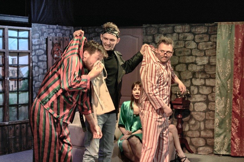 https://cdn.intickets.ru/sites/default/files/gallery_image/b4cfdfa8-4ab29580-fd66c4dc.jpg