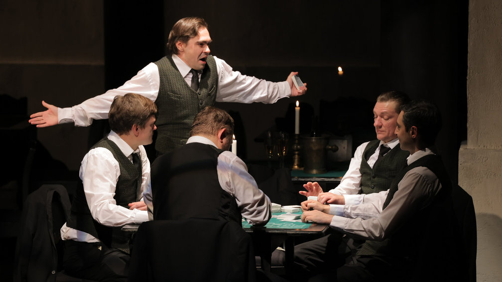 https://cdn.intickets.ru/sites/default/files/gallery_image/b5d5bfd0-4437a029-b837936a.jpg