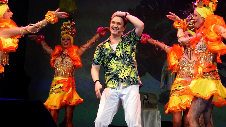 https://cdn.intickets.ru/sites/default/files/gallery_image/e242e3f1-4c58a2a6-43458899.jpg