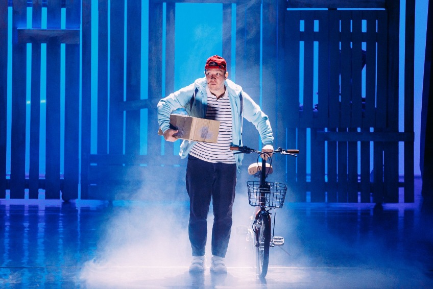 https://cdn.intickets.ru/sites/default/files/gallery_image/e8dfb957-4f69a510-0995bf77.jpg