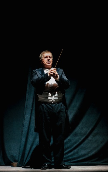 https://cdn.intickets.ru/sites/default/files/gallery_image/e907a9ba-4c94ae0c-67afe370.jpg