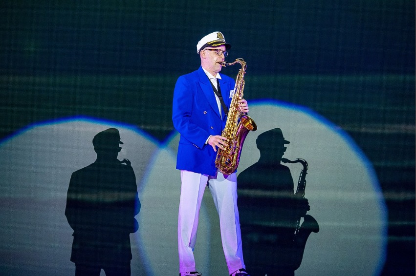 https://cdn.intickets.ru/sites/default/files/gallery_image/f960f287-4be08b20-e880fd8d.jpg