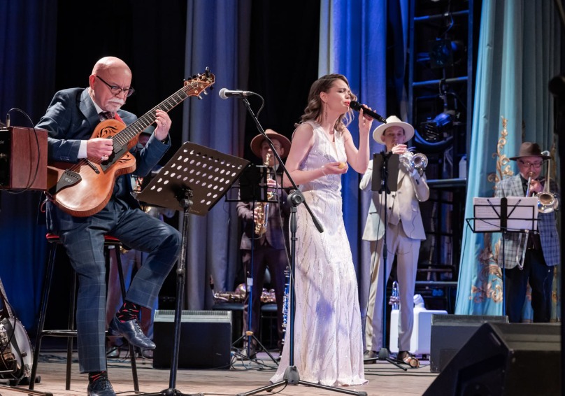 https://cdn.intickets.ru/sites/default/files/gallery_image/fecc46e6-4a199d2c-7f02c09c.jpg